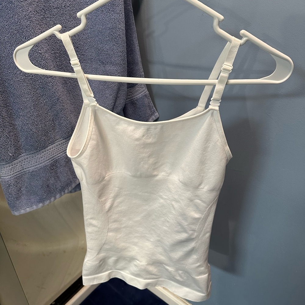 Underoutfit Shaping Cami